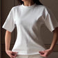 Slim-fit top met korte mouwen en vetersluiting aan de achterkant