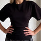 Slim-fit top met korte mouwen en vetersluiting aan de achterkant