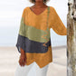 Elegante casual damesblouse met V-hals, lange mouwen en artistiek patroonprint